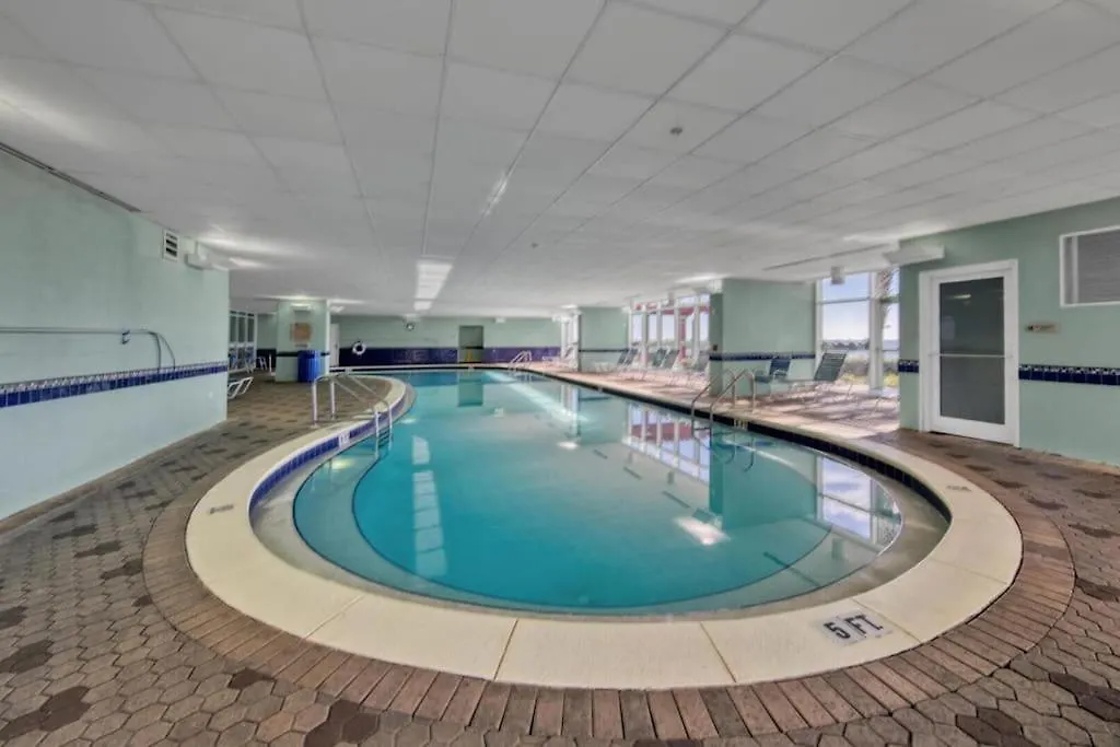 Beachfront Studio #909 At Majestic Panama City Beach Appartement